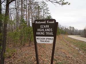 OHT Sylamore Moccasin Trailhead sign